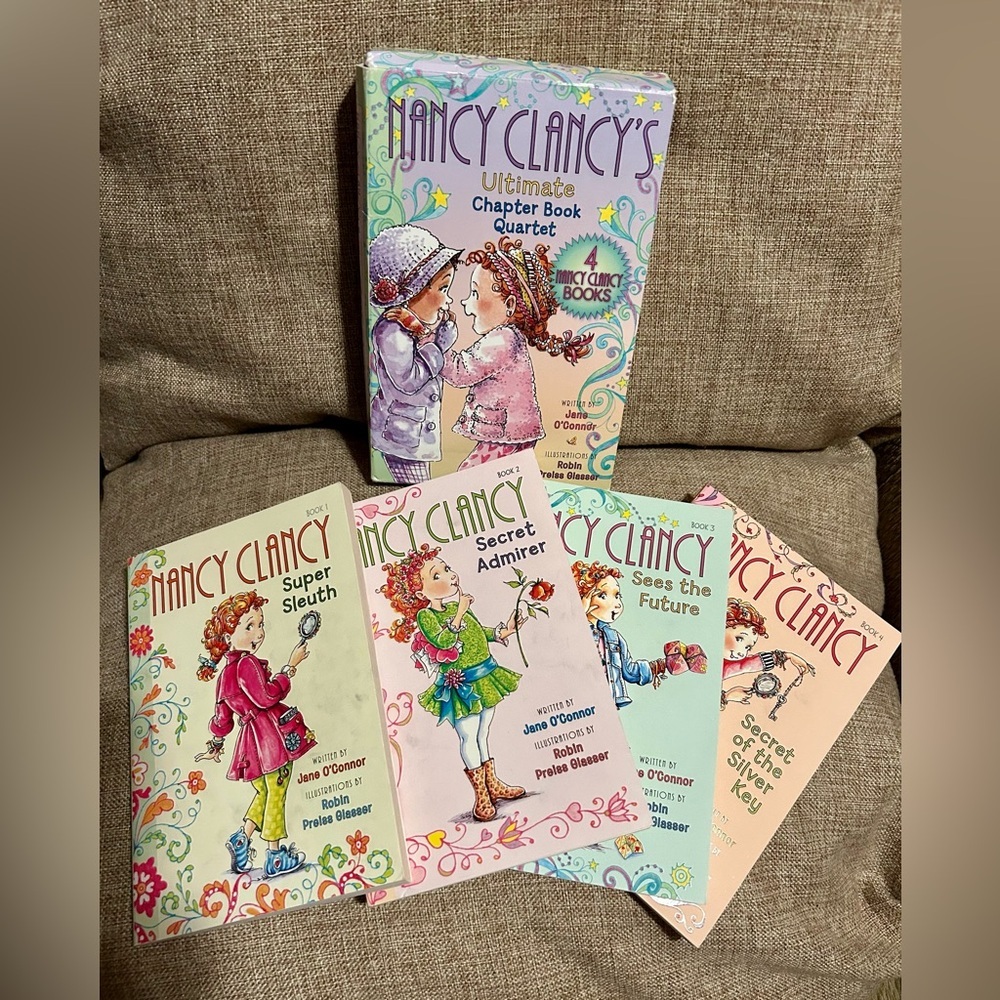 Nancy Clancy Chapter Book Set